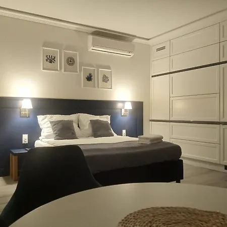 Nowoczesne Jezioro Ukiel Zatoka Mila Plaza Miejska 아파트 올슈틴